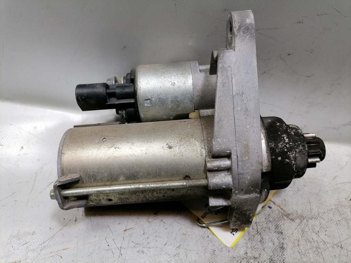 Skoda Fabia 2 5J original Anlasser Starter 1,2 51KW Bj.2008